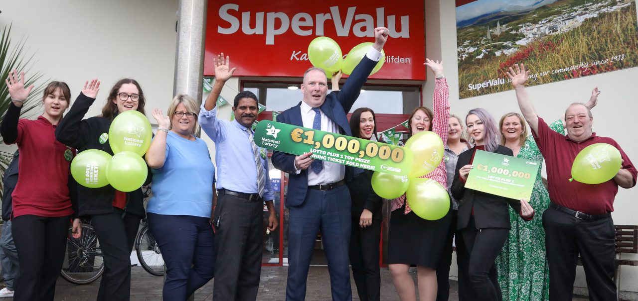 Staff at Kavanagh’s Supervalu of Clifden, Co. Galway at the announcement that their store sold Wednesday night’s winning Lotto Plus 1 ticket worth €1 million with Donna Broderick Field sales rep National Lottery pictured at the announcement that their store sold Wednesday night’s winning Lotto Plus 1 ticket worth €1 million.  Pic: Conor McKeown / Mac Innes Photography