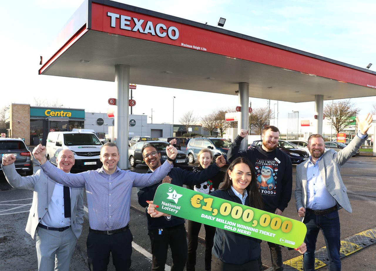 NO REPRO FEE: 12th December 2023. Staff at the Centra store at the Texaco Newtown Service Station on the Malahide Road in Dublin 17 were celebrating after news broke that their store sold the €1 million winning Daily Million ticket in Saturday’s (9th December) draw. Pictured as the news was announced were:
Conor Donoghue, National Lottery, Paul Renshaw, Station Area Manager, Danny menghrajani, Bozena Sojolowska, Giedre Argustiene, Texaco Station Manager, Conor Car and Sarah Orr from the National Lottery Pic: Mac Innes Photography
